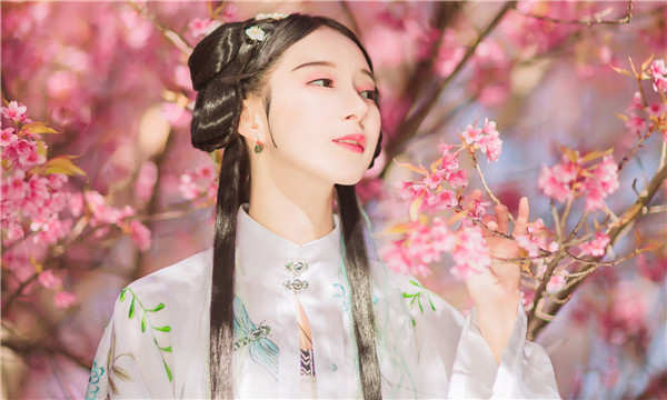 让胡路供卵试管婴儿：助您实现家庭梦想的科学方案